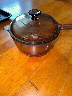 CORNING WARE VISIONS Pyrex Amber Cookware 2.5L/2.5 Qt Saucepan with Lid USA